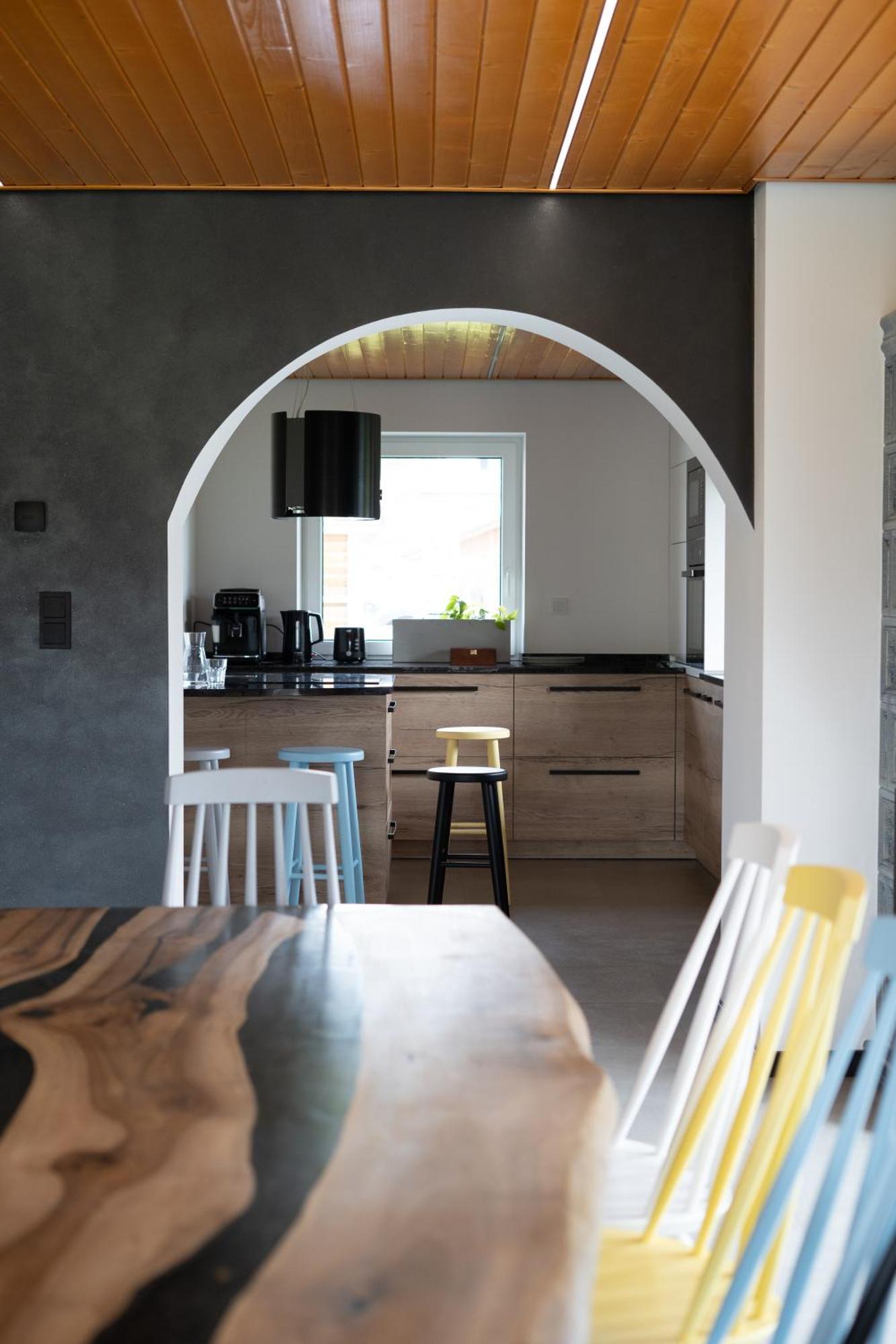 House For 20 People With A Private And Bar Koma House Villa Sidzina