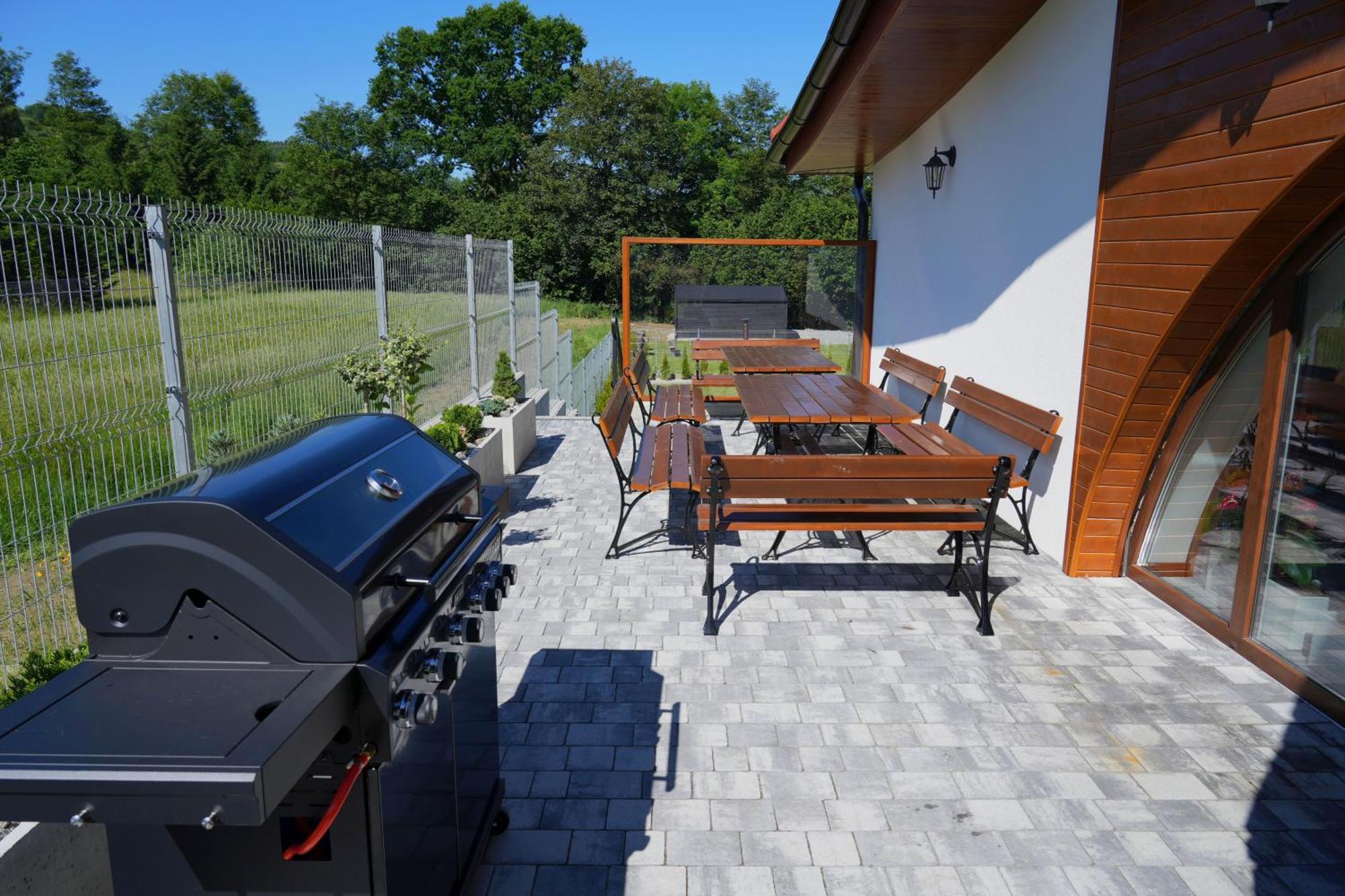 House For 20 People With A Private And Bar Koma House *