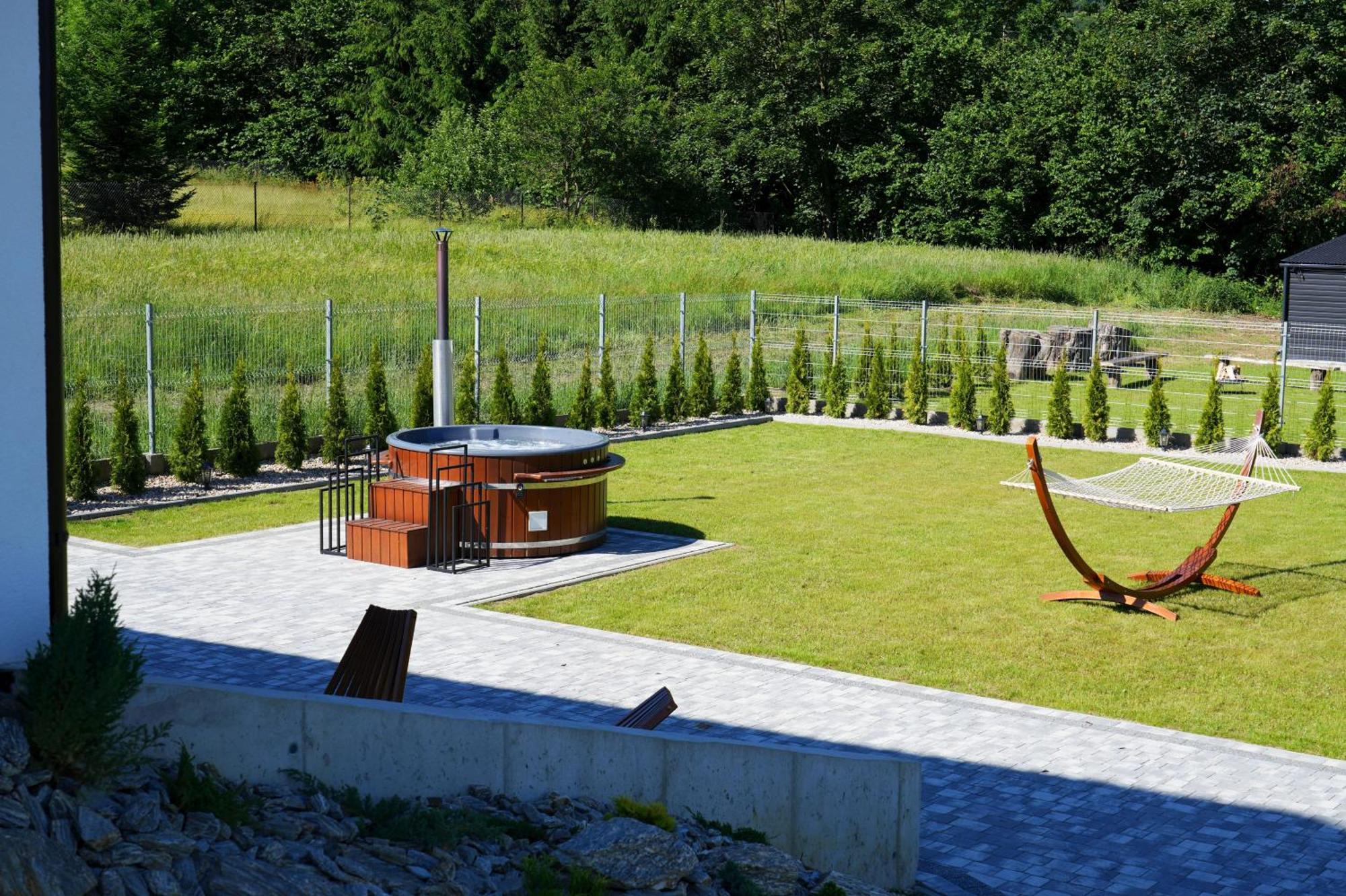 House For 20 People With A Private And Bar Koma House Villa *