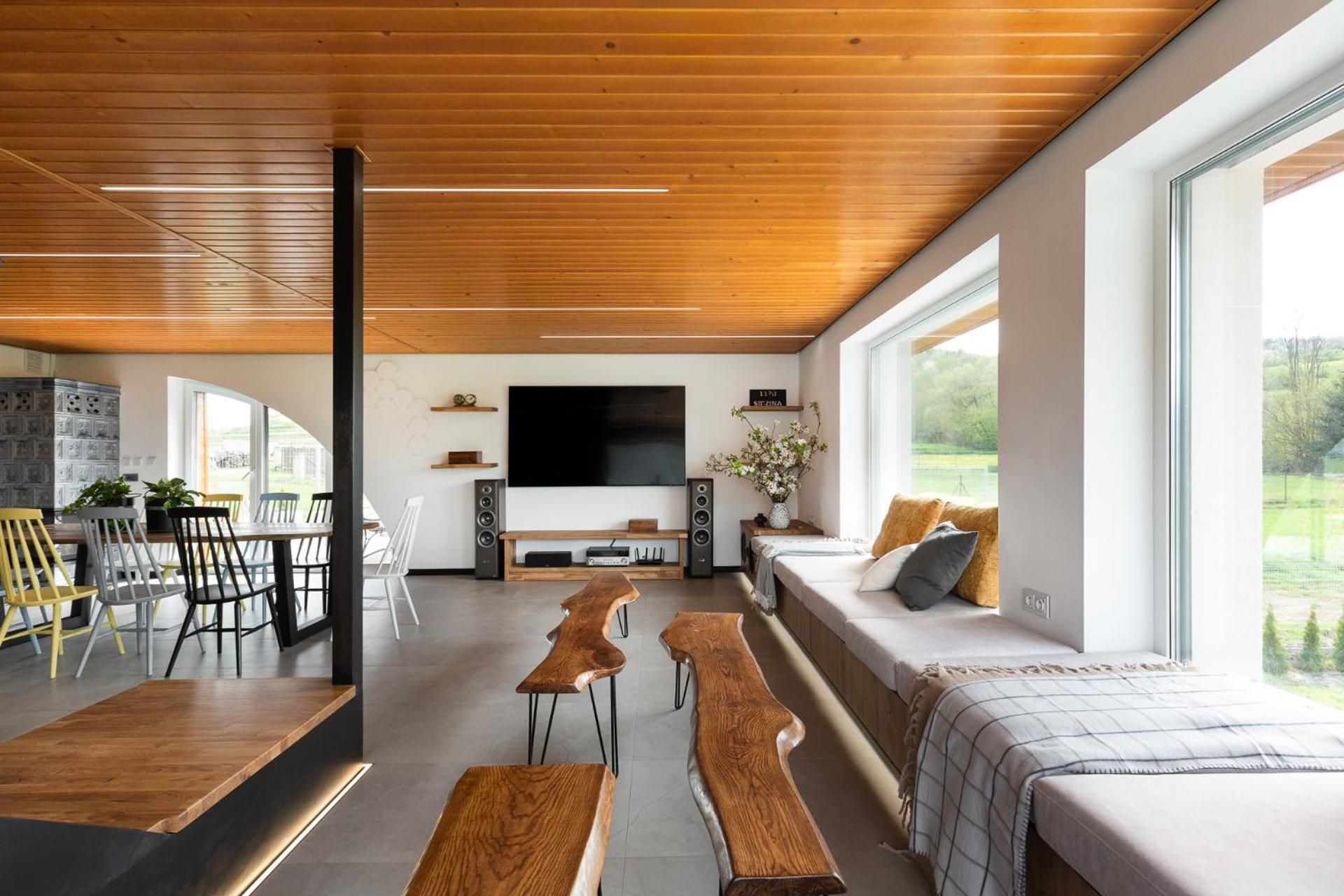 House For 20 People With A Private And Bar Koma House Villa *