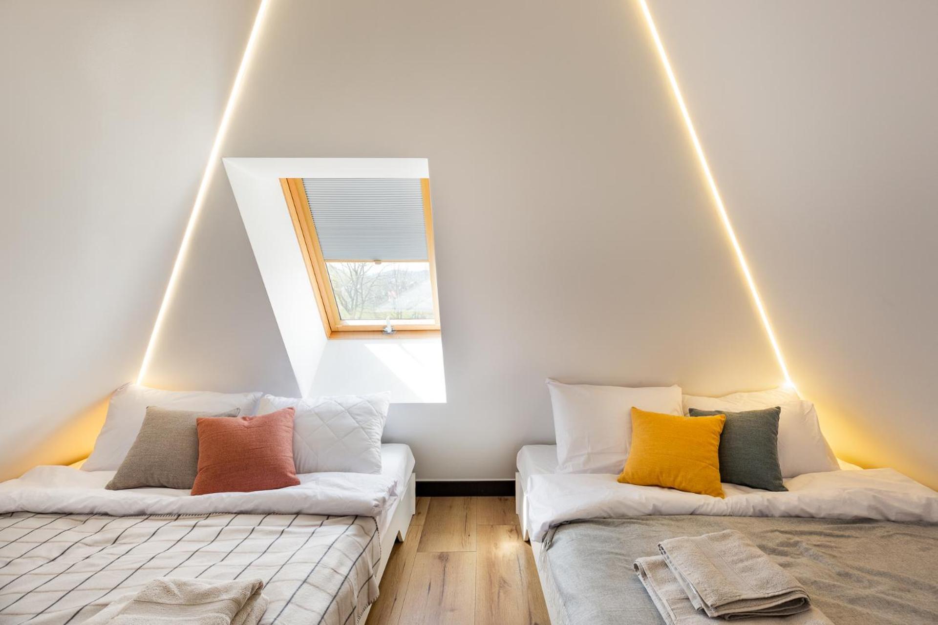 House For 20 People With A Private And Bar Koma House Villa Sidzina